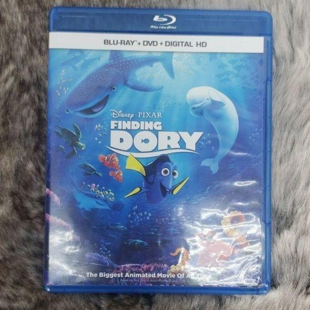 Disney Pixar Finding Dory Blue Ray and DVD‎